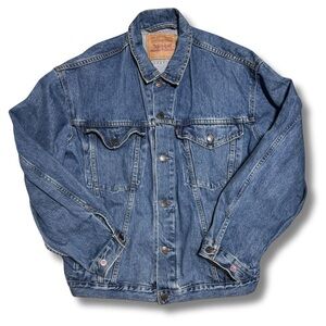 LEVI'S Men’s Vintage Large Denim Trucker Jacket, Blue